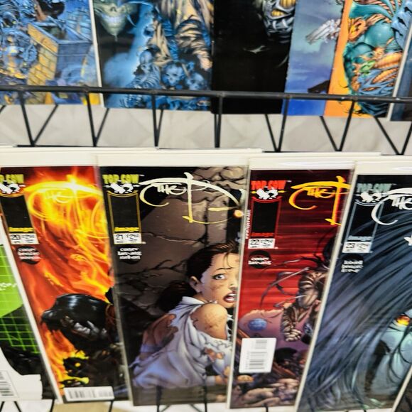 The Darkness 1 Reprint 2 6-7 9 16-24 Holiday Pin Up Lot Top Cow Jackie Estacado - Picture 8 of 8